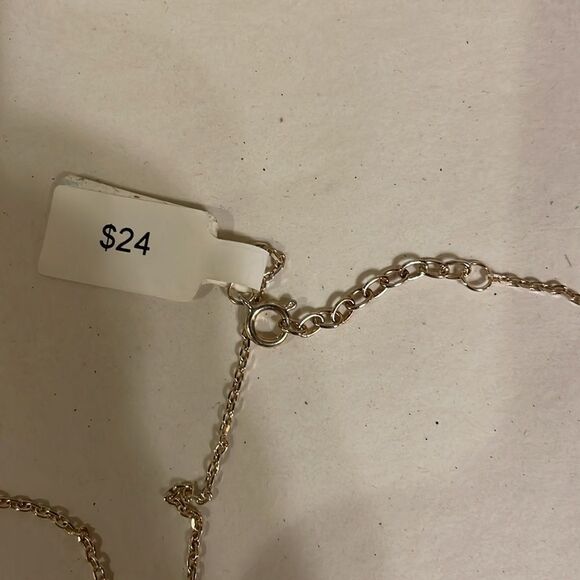 5 NWT Bracelets - Picture 9 of 11